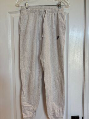 Nike Light Gray Women’s lite Fleece Joggers with Black Swoosh